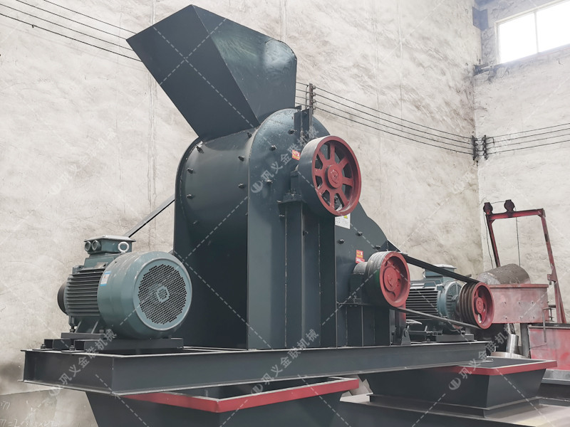 SCF800*800雙級粉碎機(jī)兩臺發(fā)往廣西南寧破碎鐵礦